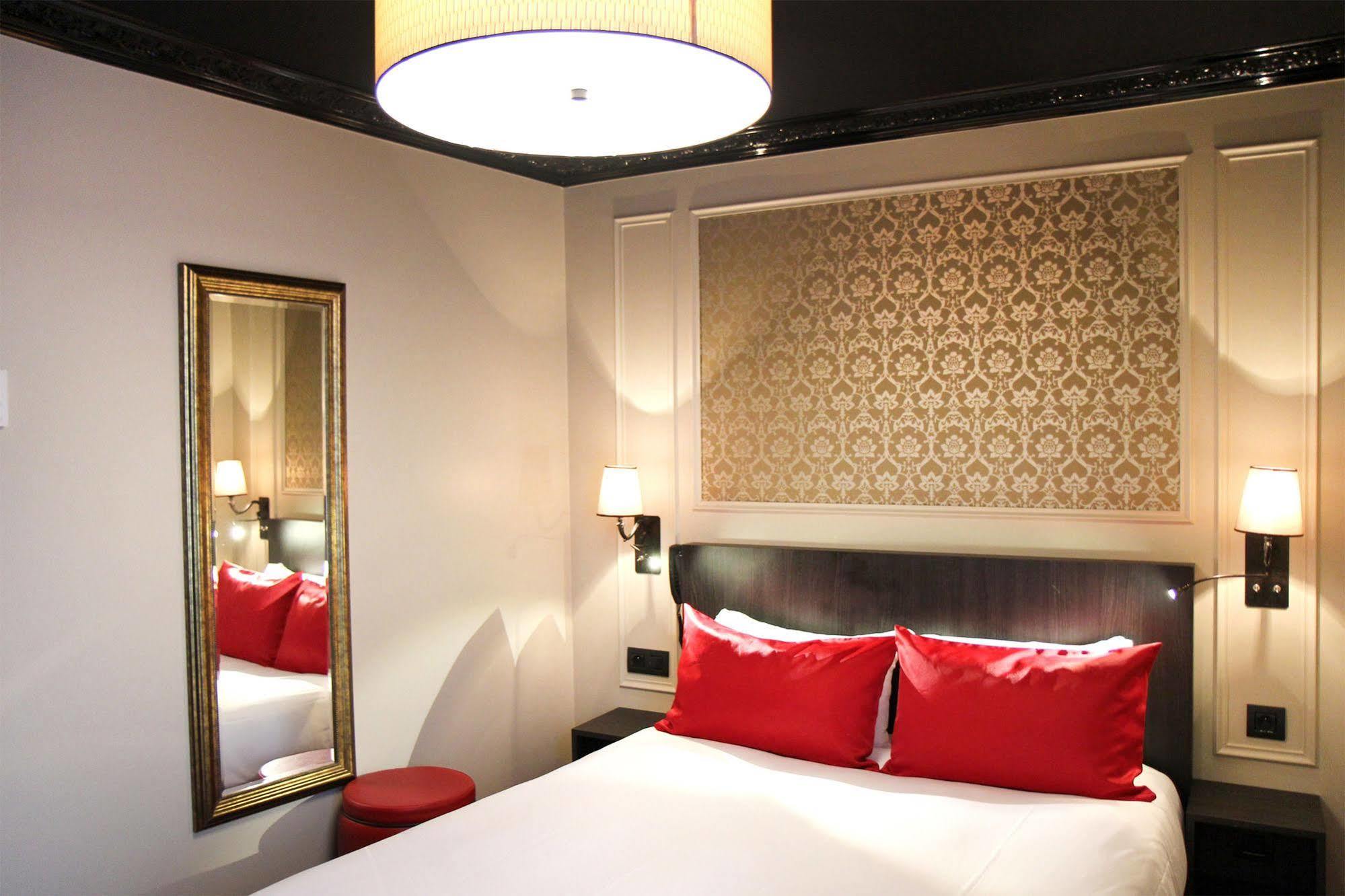 Best Western Le Montmartre - Saint Pierre Paryż Zewnętrze zdjęcie